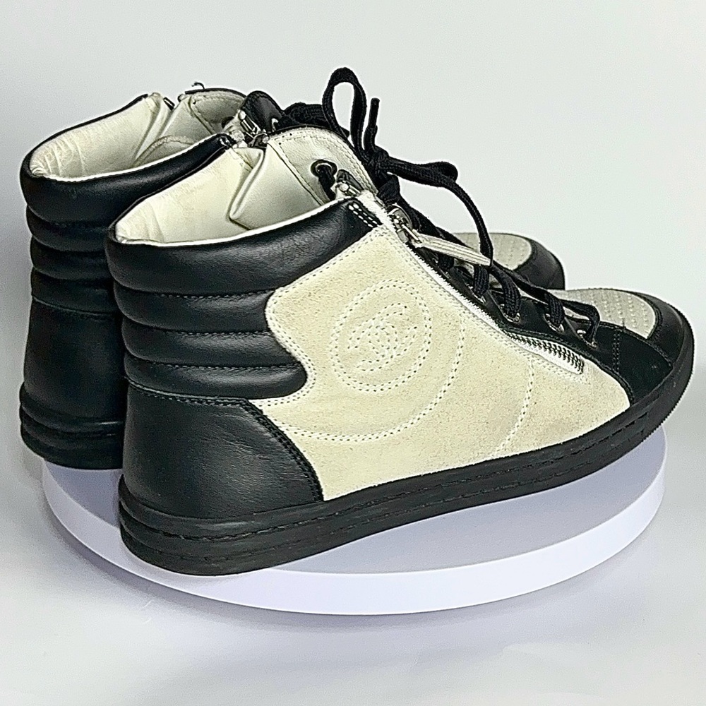 CHANEL Black & Cream High-Top Sneakers Size 38.5 Leather Suede Side Zip US 8 - Picture 6 of 8
